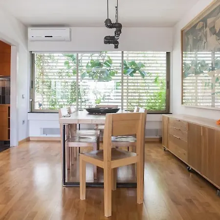 Apartment Hidesign Athens Tube Luxury Apt In Kolonaki Athen