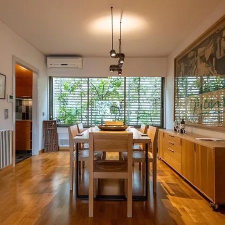 Hidesign Tube Luxury In Kolonaki Atene