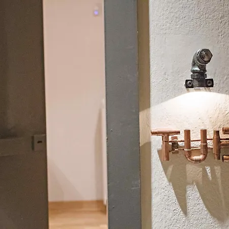 Hidesign Tube Luxury In Kolonaki Appartement